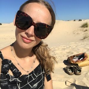 Meet your Posher, Hailey